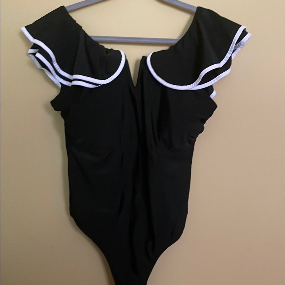 Black Ruffled White Trim Off Shoulder One Piece Swimsuit 1XL Brand New Condition